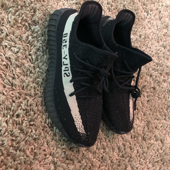 Yeezy Adidas 350 boost V2 Oreo ***SOLD*** - Picture 2 of 5